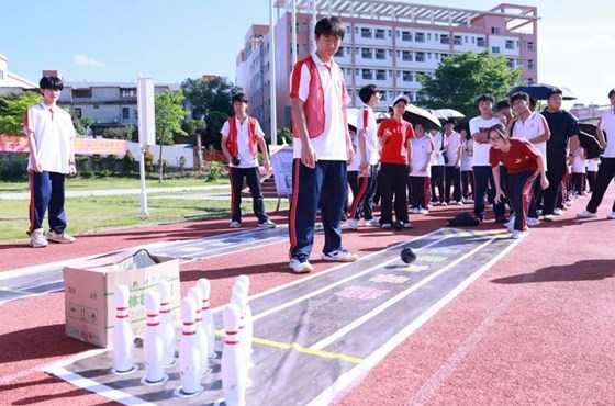 五育润心，阳光成长——学校开展心理趣味游园会